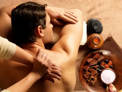 7 DAYS RETREAT -90 MIN (AROMA THERAPY - 60 MIN + BODY SCRUBBING - 30 MIN)