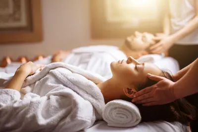 COUPLES PACKAGE - 90 MIN (AROMA THERAPY 60 MIN + BODY SCRUBBING 30 MIN)
